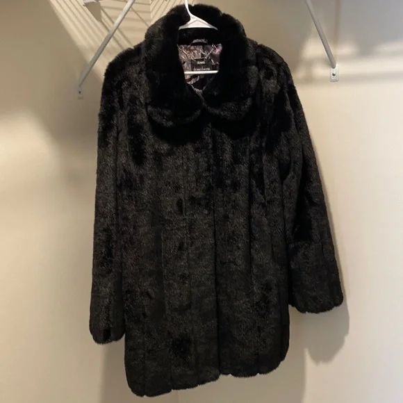 Manteau fourrure Dennis Basso / Vêtement d'occasion vintage